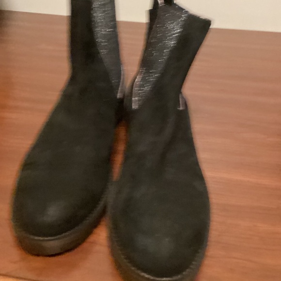 BODEN SUEDE SLIP ON ANKLE BOOT SZ 40(EURO) - Picture 2 of 9